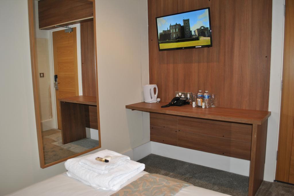 Dreams Hotel Barking  Exteriör bild